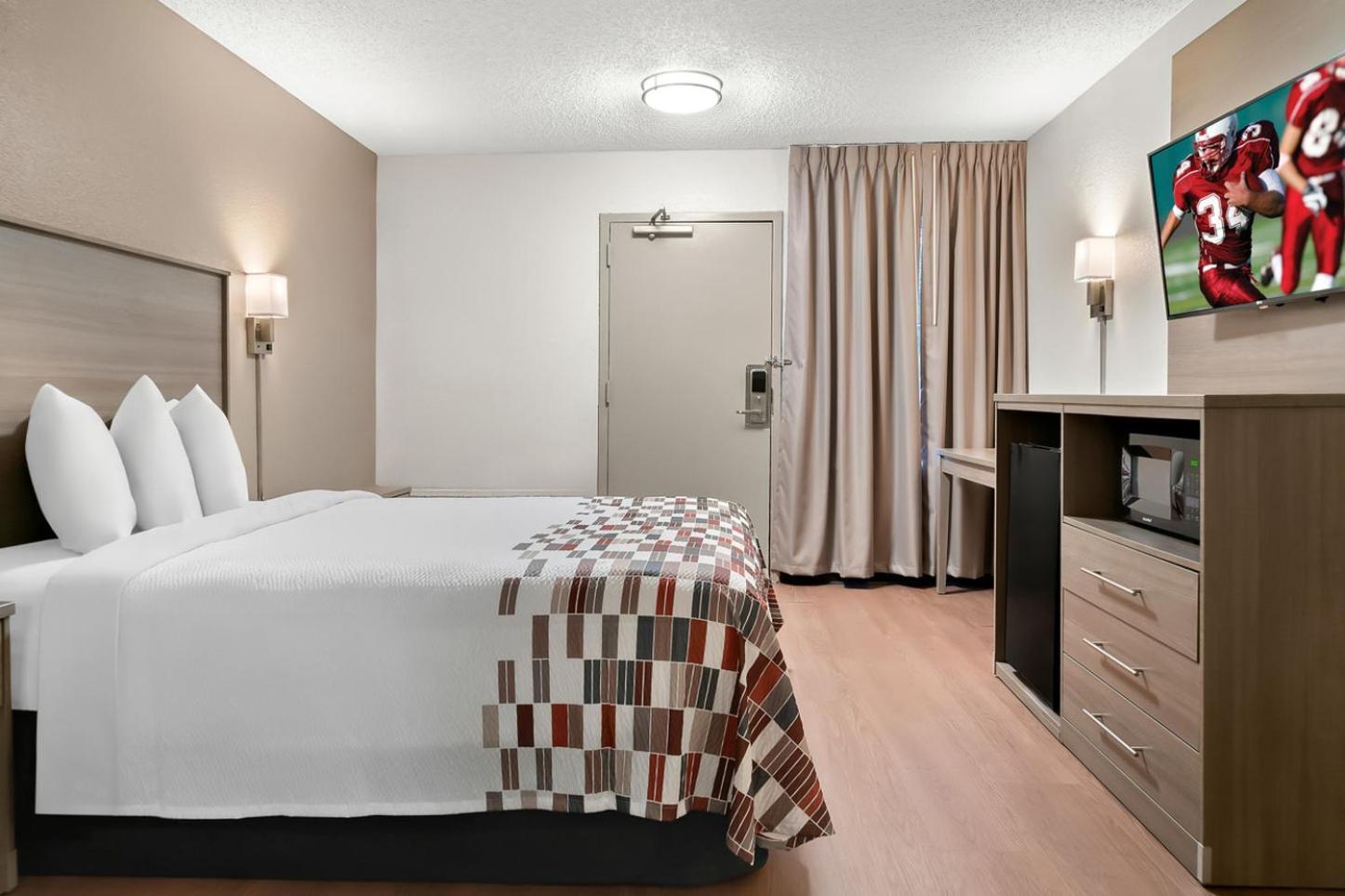 Red Roof Inn Auburn Hills Exterior photo